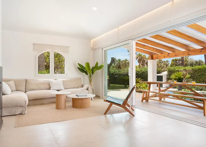 ヴィラ Melodie Menorca サ・カレタ